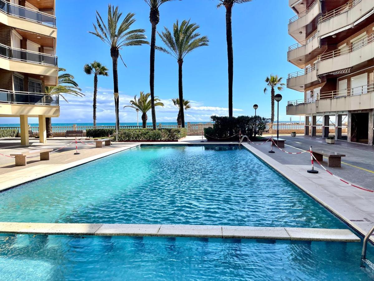 ApartBeach MARINA PLAYA Climatizado Piscina y Parking Cambrils Exterior foto
